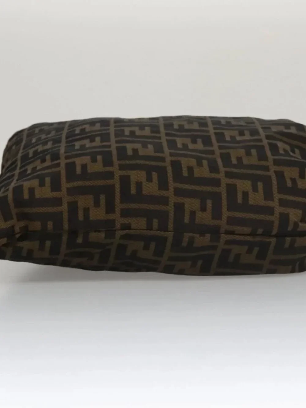 FENDI Zucca Canvas Drawstring Bag Brown Black Auth 101941
